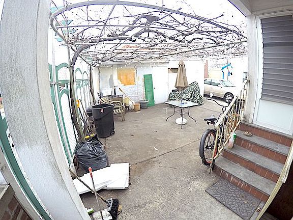 4th image of 2053 36th St