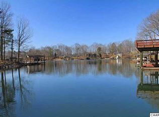212 Mulberry Bush Ln, Moneta, VA 24121
