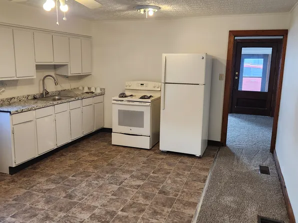 124 E Main St #A, Plain City, OH 43064