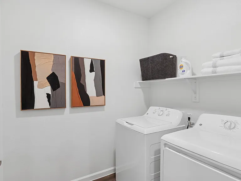 Wildwood Luxury Urban Homes — Photo 9