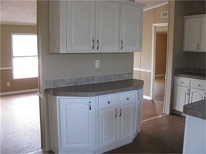 4th image of 4537 Spartan Dr