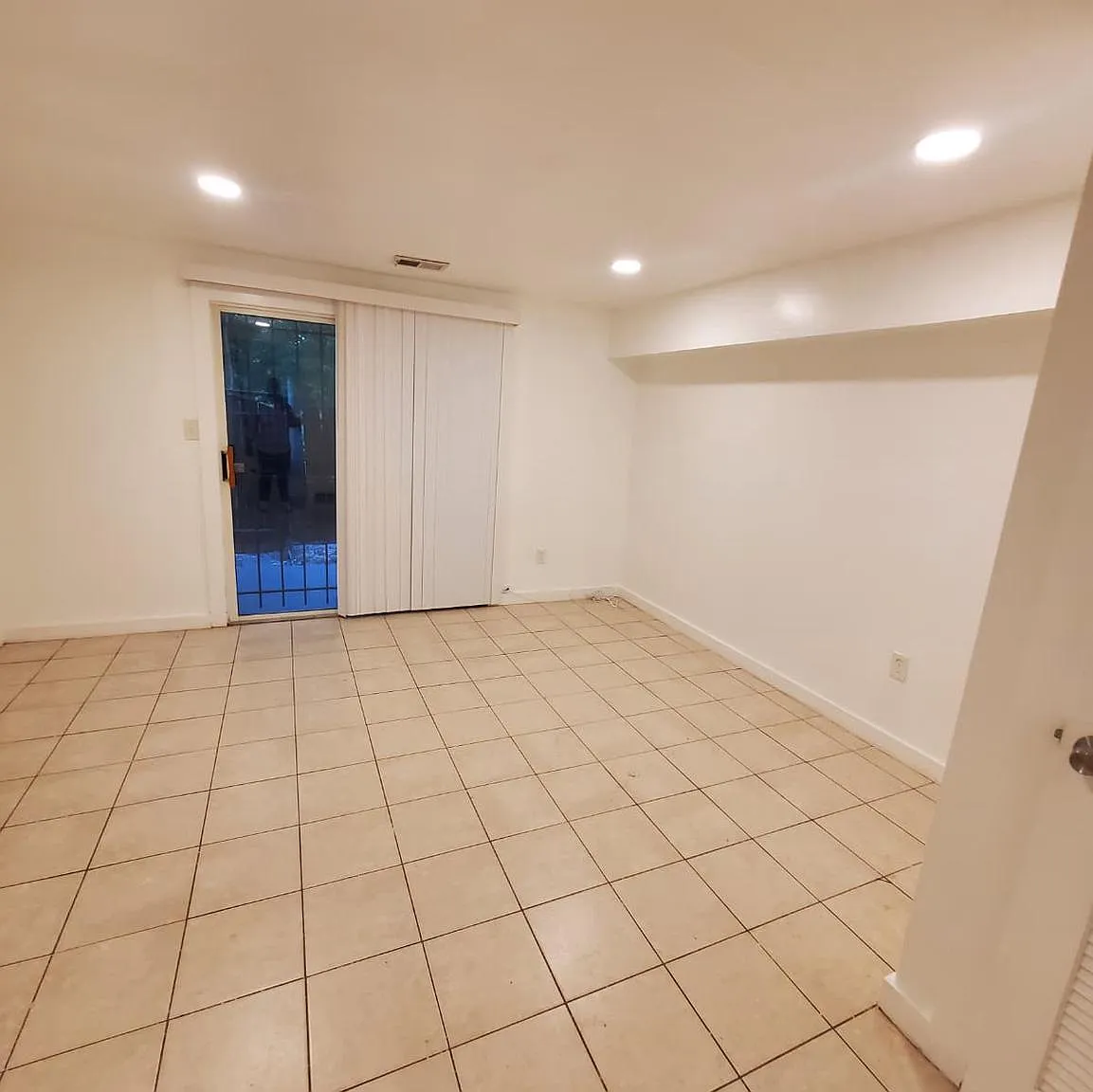 1 bed, 818 sqft, $1,850 — Photo 3