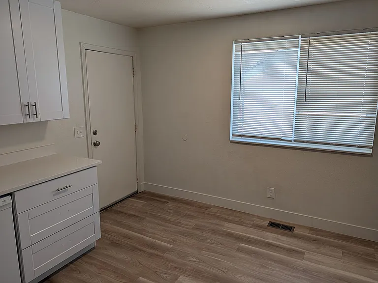 9026 S Goddard Cir — Photo 8