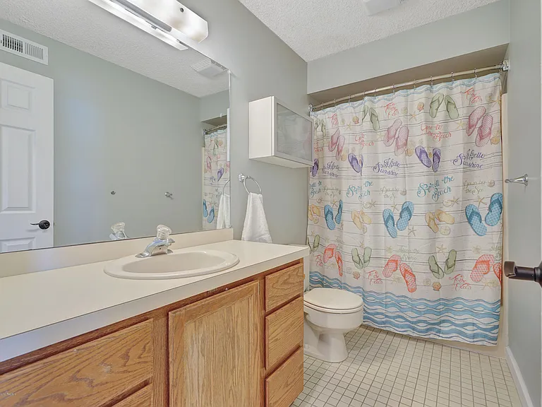 42 Hamilton Ave #B11 — Photo 19