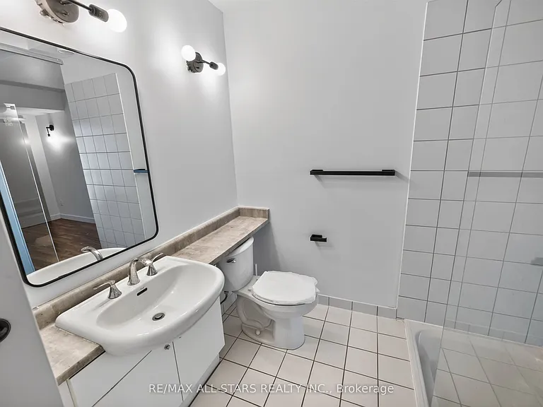 155 Dalhousie St #827 — Photo 27