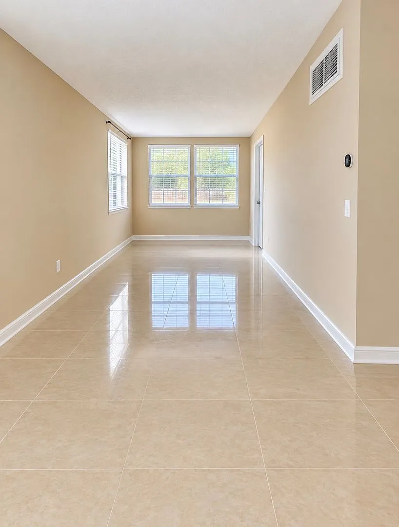 Great Hills Apartments — Photo 2