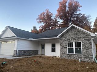 1012 S Deer Run, Bloomington, IN 47429