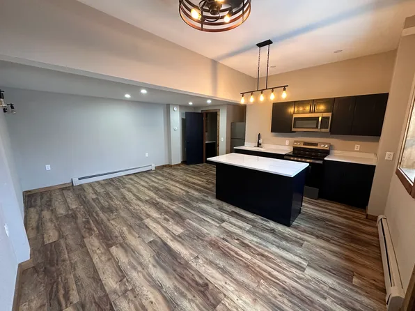 501 Iron St #3, Negaunee, MI 49866