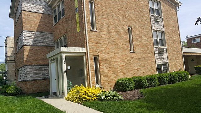 1st image of 1085 Arnold Ct APT 2
