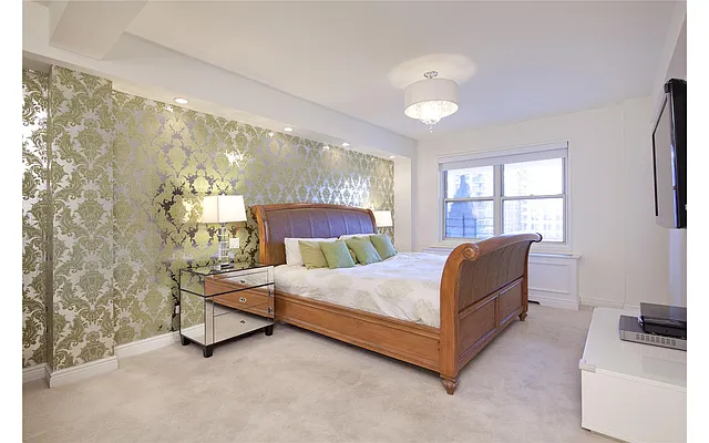 Sold by Douglas Elliman | media 12