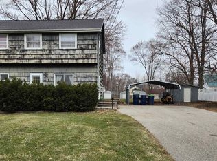 104 Sexton St, Breckenridge, MI