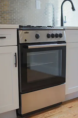 Rented by Prime Square Realty | media 16