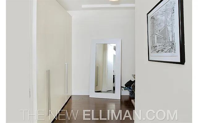 Sold by Douglas Elliman | media 25