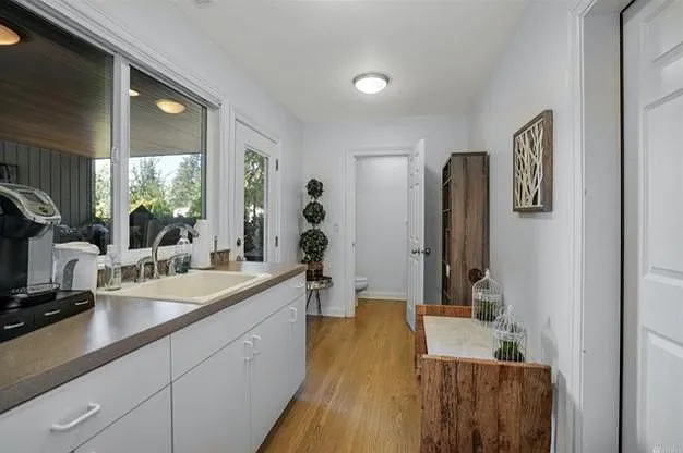 13130 Holmes Point Dr NE — Photo 16
