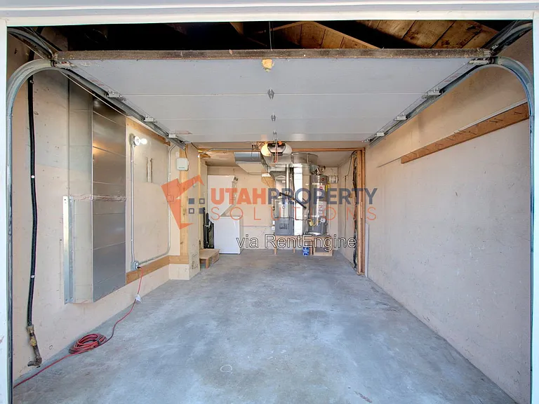 860 E Vics Rd — Photo 21