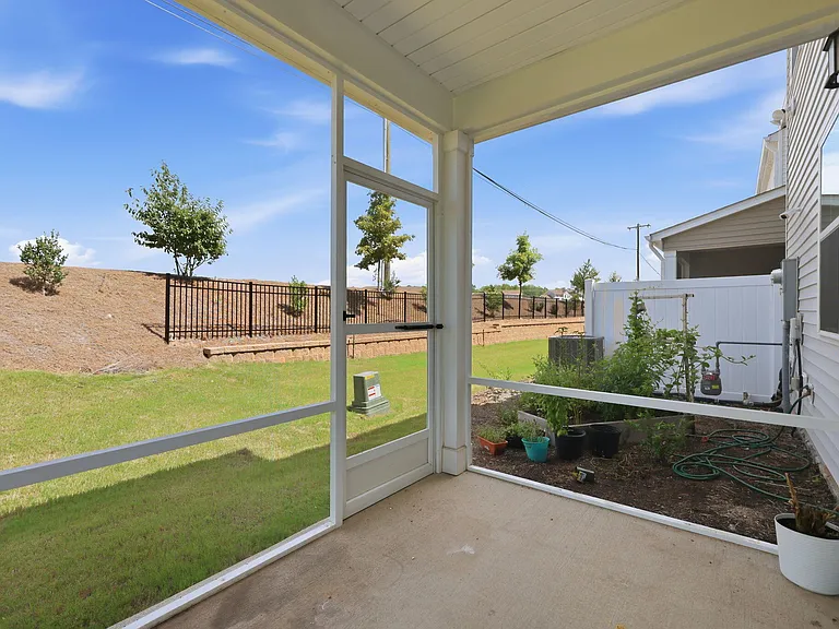 1101 Aberleigh Ln — Photo 35