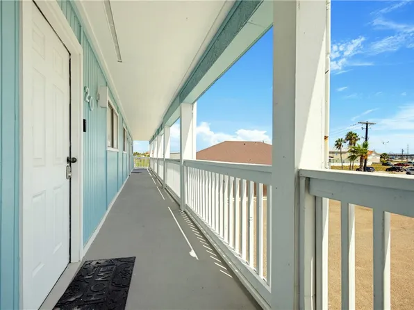14801 E Compass St #20, Corpus Christi, TX 78418