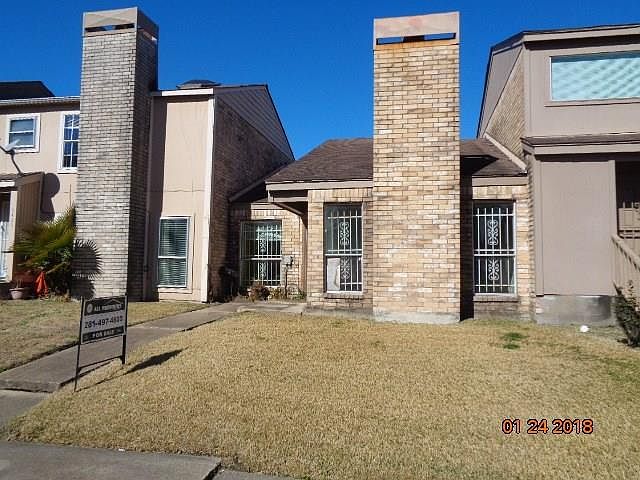 1st image of 6422 Cambridge Glen Ln