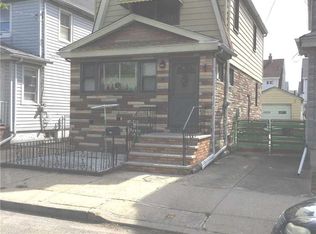 9231 244th St, Floral Park, NY 11001