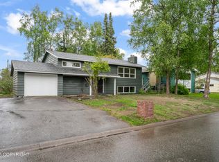 906 Lancaster Dr, Anchorage, AK 99503