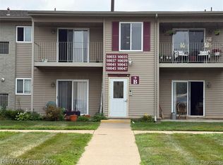 10041 Allen Pointe Dr #95, Allen Park, MI 48101