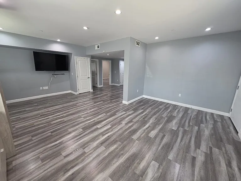 6824 Ben Ave #1 — Photo 16