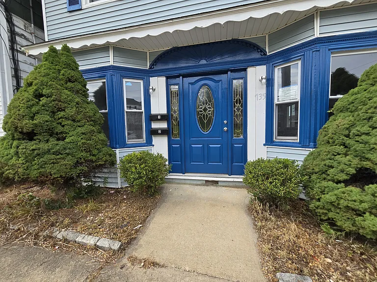 735 Main St #1 — Photo 21