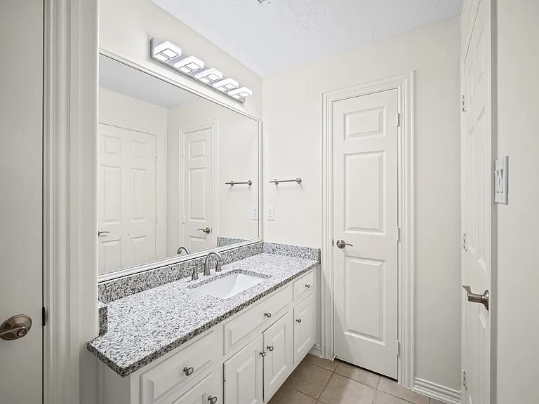 14227 Flower Creek Ln — Photo 18