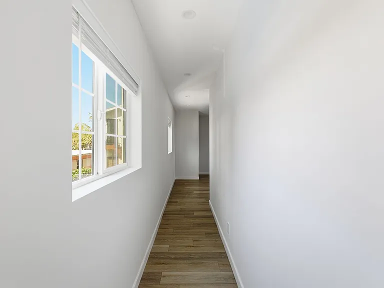 4177 Naomi Ave — Photo 7