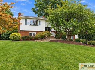 18 Lincoln Ave, East Brunswick, NJ 08816
