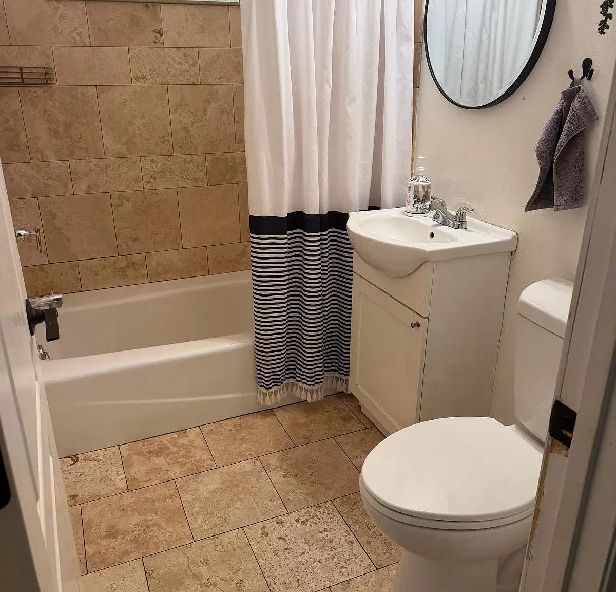 3 bed, 2.5 bath, 1800 sqft, $3,150 — Photo 4