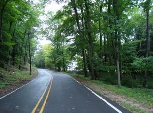 Crescent Beach Rd, Onekama, MI 49675