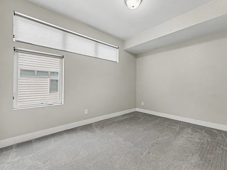 2868 N Hazel Ct — Photo 11