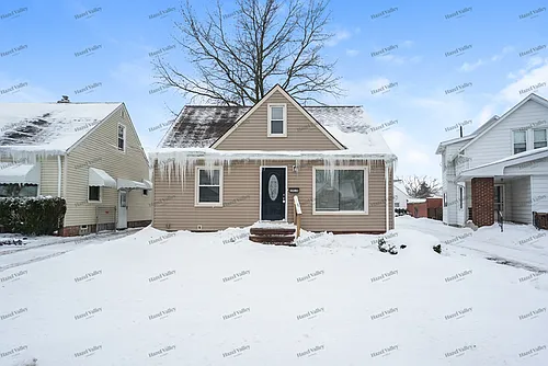 5910 Turney Rd Photo 1