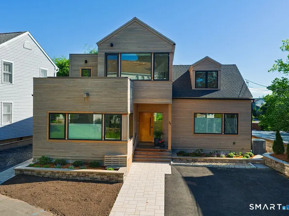34 Howard Avenue, Branford, CT 06405