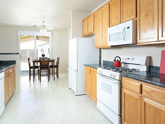 5th image of 1423 Countryside Dr