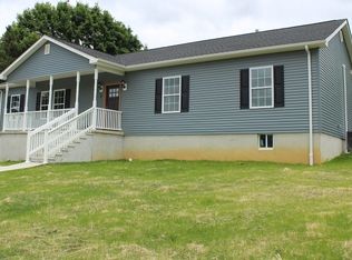 2 Briarstone Rd, Phillipsburg, NJ 08865