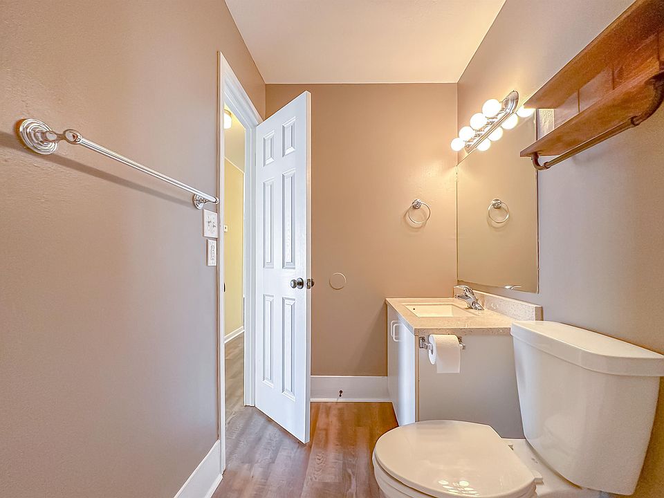 1st image of 2241 W Pensacola St #71