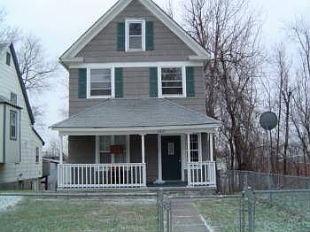 1st image of 3621 Windsor Ave