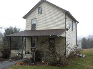 3967 New Smithville Rd, Kempton, PA 19529