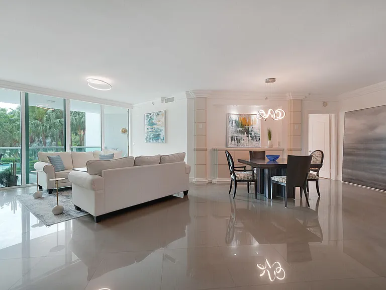 550 SE Mizner Blvd #B209 — Photo 12