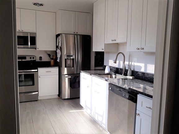 2nd image of 734 15th St S