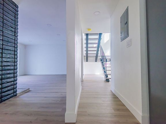 5th image of 1303 Beryl St APT A