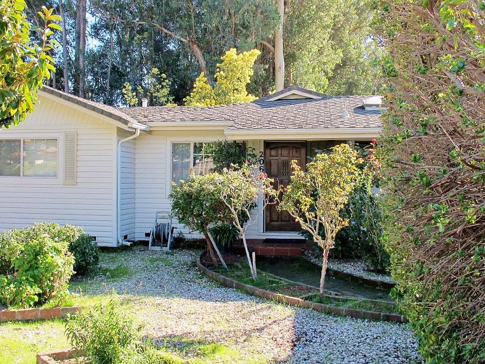 1st image of 2060 Sequoia Dr