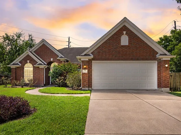 16926 Cobbler Crossing Dr, Sugar Land, TX 77498