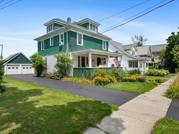 25 University Terrace, Burlington, VT 05401