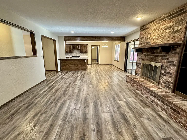 1414 Quail Creek Dr — Photo 10
