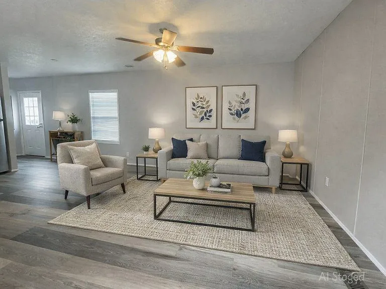 11514 Annette Ave #136 — Photo 2