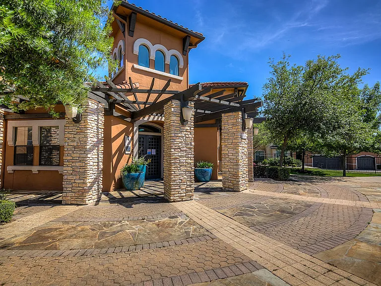 Estates at Canyon Ridge — Photo 37