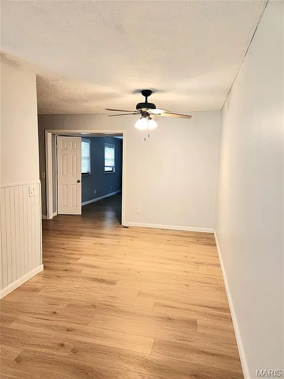4 bed, 2.5 bath, 1648 sqft, $2,495 — Photo 4